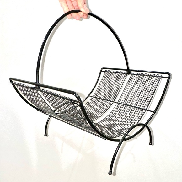 MCM Black Metal Mesh Magazine Storage Rack - Picture 3 of 8